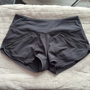 XS263 Park life black athletic shorts